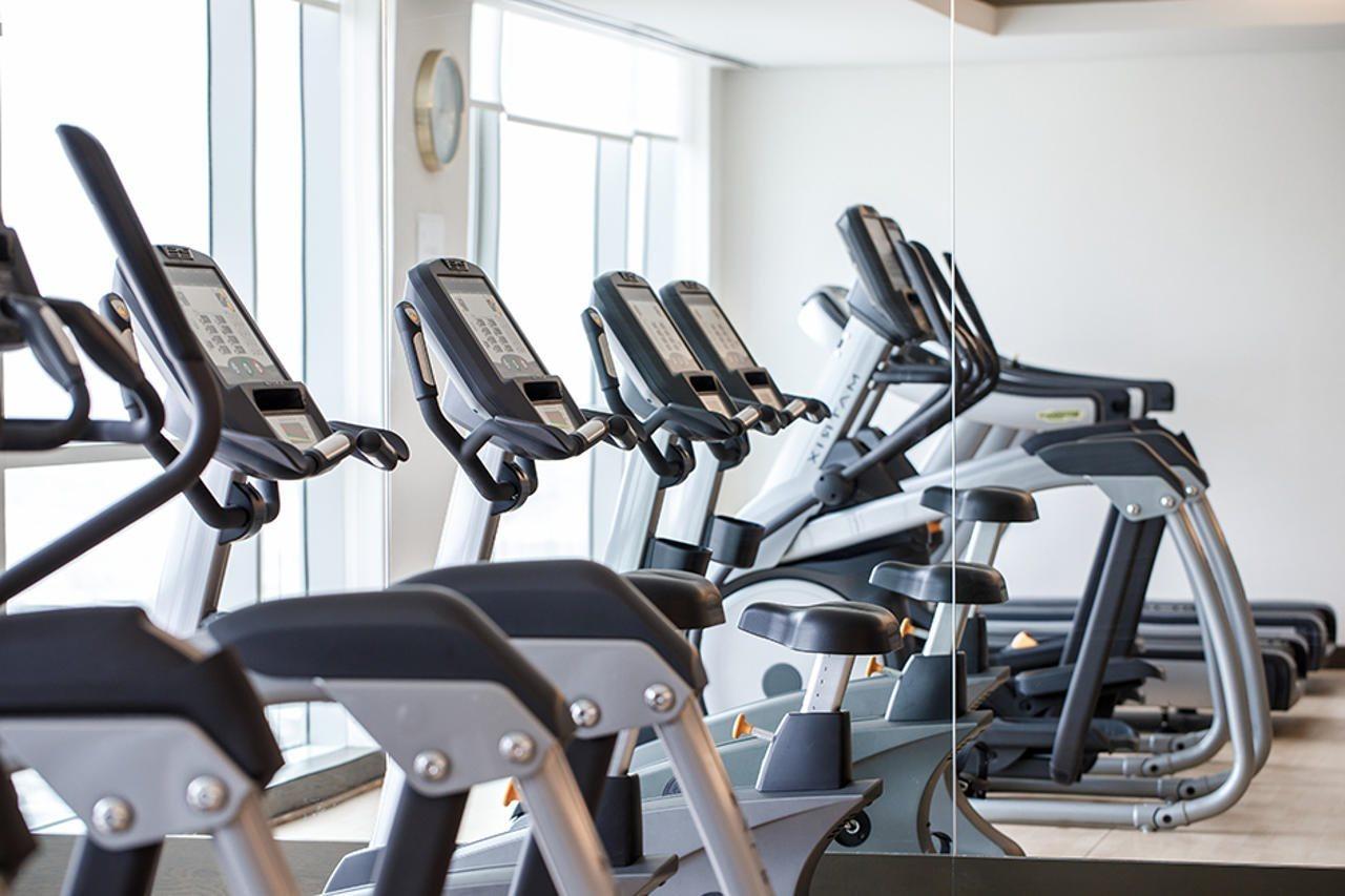 Royal M Al Aqah Beach Resort By Gewan Kültér fotó Elliptical cross trainer
