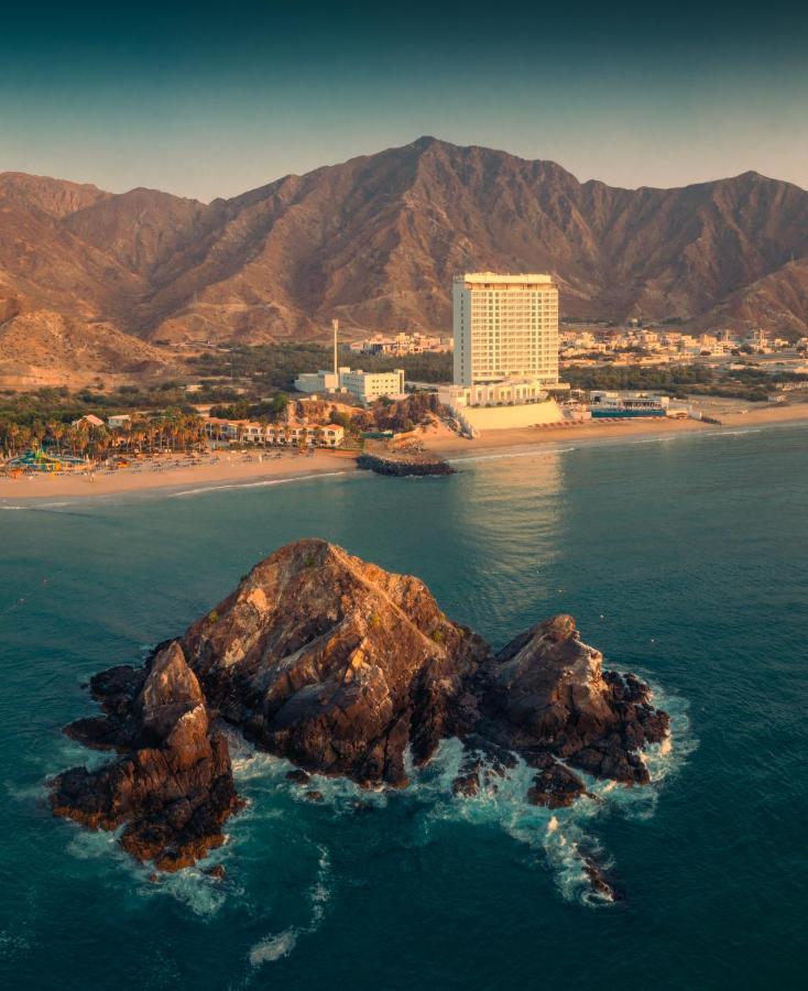 Royal M Al Aqah Beach Resort By Gewan Kültér fotó The Gulf of Oman